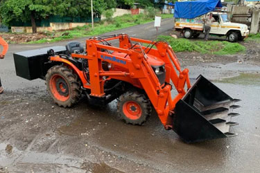 Tractor Front End Loaders